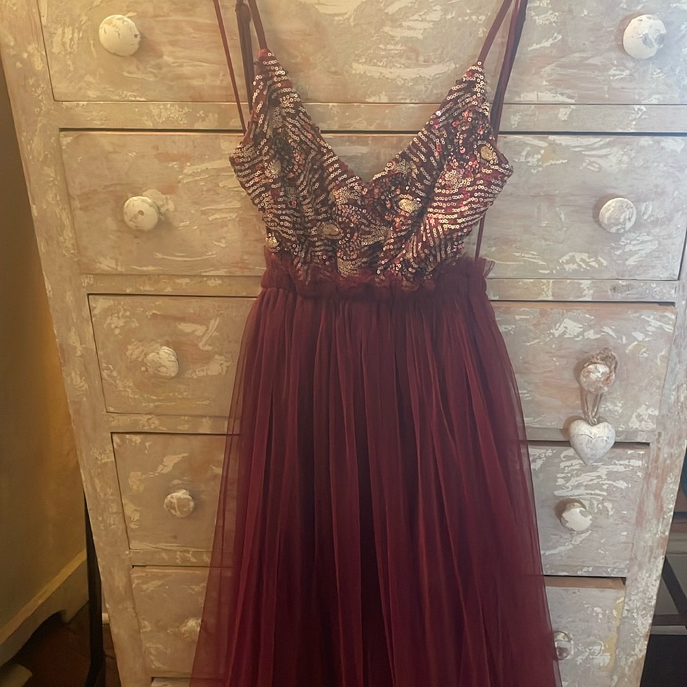 Miss Avenue garnet gold sequin chiffon gown